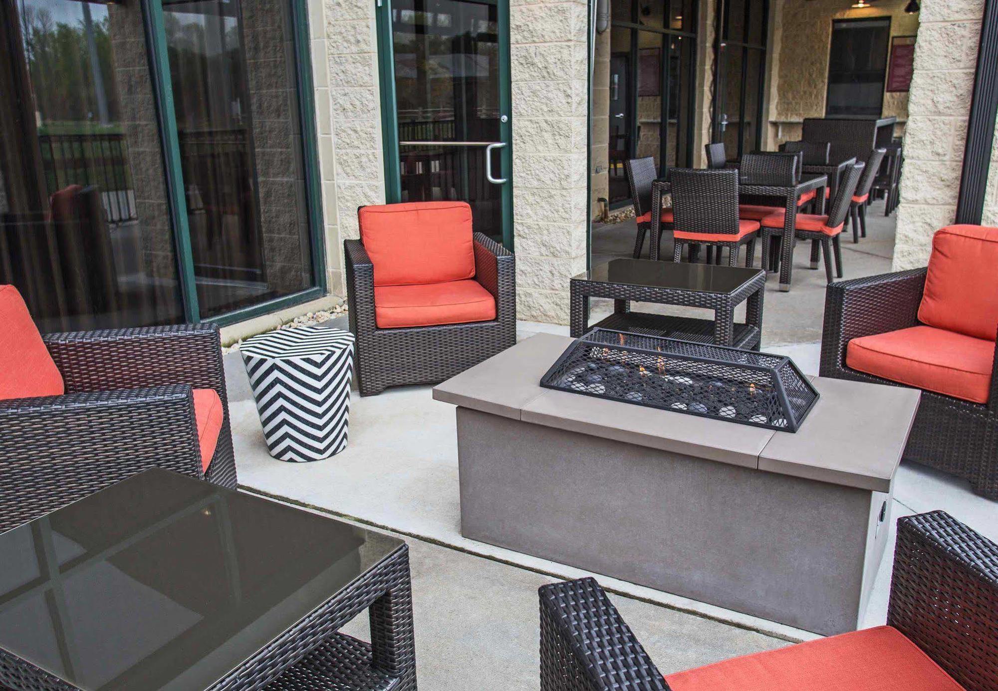 Courtyard Aberdeen At Ripken Stadium Exteriör bild